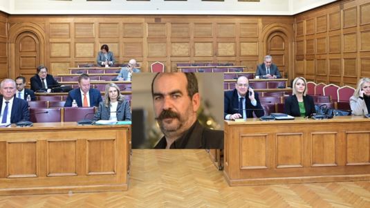 Εξεταστική ΟΠΕΚΕΠΕ: Ο Φραπές και η &quot;κουμπαριά&quot; με τον Μητσοτάκη άναψαν φωτιές - Απειλητική ανάρτηση κατά Ανδρουλάκη