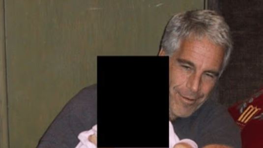 Υπόθεση Έπσταϊν: 56χρονη Σουηδέζα αναγνώρισε 36 χρόνια μετά τον βιαστή της στα αρχεία του διαβόητου παιδόφιλου