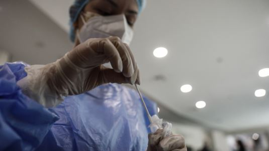 ΕΟΔΥ: Έξι νέοι θάνατοι από κορονοϊό και ένας νέος θάνατος από γρίπη την τελευταία εβδομάδα