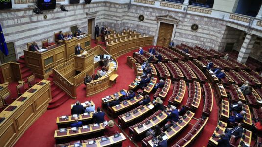 Βουλή: Αρχίζει σήμερα η συζήτηση για τον Προϋπολογισμό 2026 - Ψηφίζεται το βράδυ της Τρίτης με ομιλία Μητσοτάκη