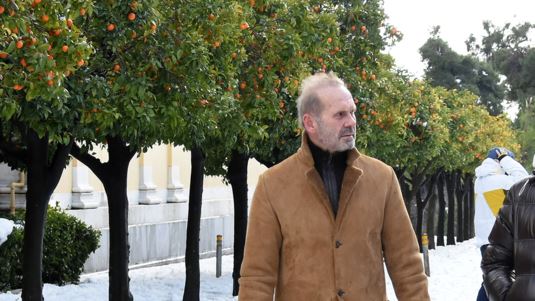 Νέες συνήθειες για τον Πέτρο Κωστόπουλο: "Τέλος το κάπνισμα, τα ποτά και τα ξενύχτια"