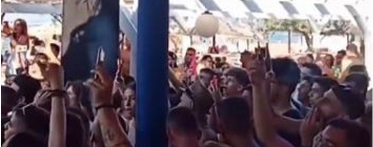 beach bar