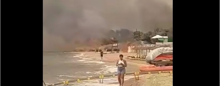 Φωτιά Αλεξανδρούπολη από την παραλία