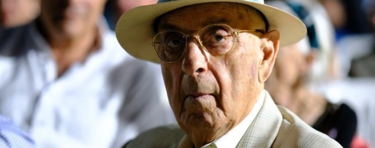 ΝΙΚΟΣ ΛΑΖΑΡΙΔΗΣ