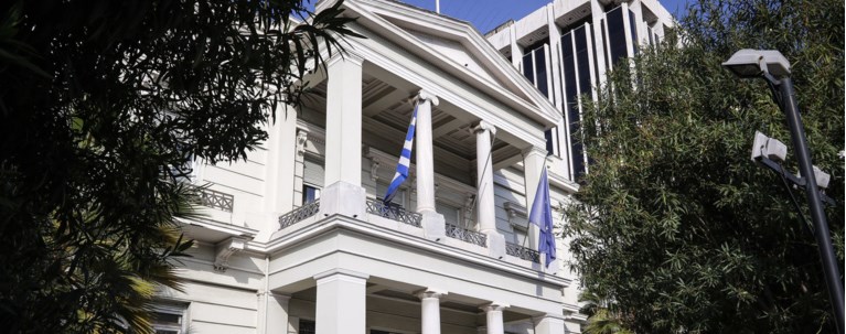 Απάντηση ΥΠΕΞ στον Ακάρ για τα νησιά: Δεν δεχόμαστε μαθήματα...