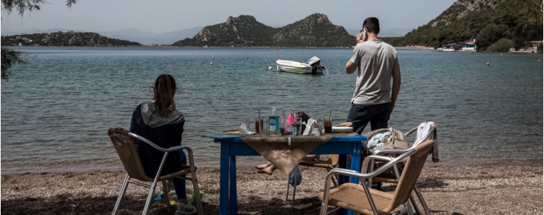 Θάλασσα Λουτράκι