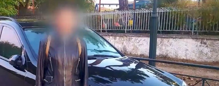 συζυγος αστυνομικού