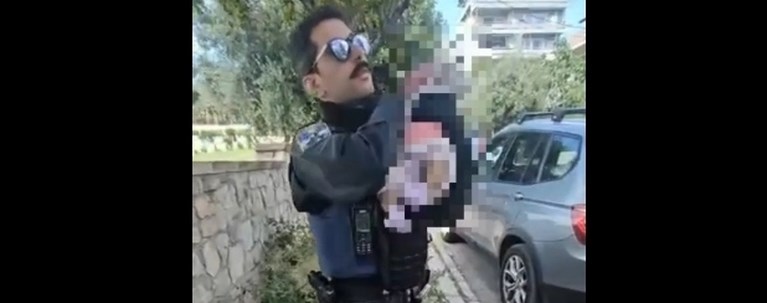 Αστυνομικός - βρέφος στον Άλιμο