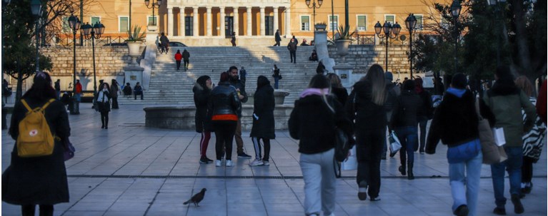 Βουλή με κόσμο