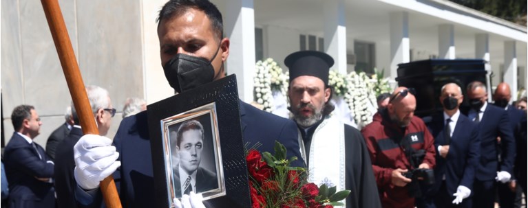 Κηδεία Μπόμπολα
