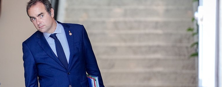 ΓΑΛΛΙΑ ΣΕΜΠΑΣΤΙΑΝ ΛΕΚΟΡΝΙ