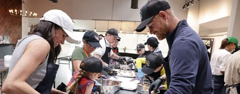 ΜΕΓΚΑΝ ΧΑΡΙ