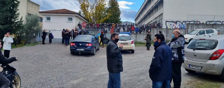 ΧΕΙΡΟΠΕΔΕΣ ΓΥΜΝΑΣΙΑΡΧΗΣ ΚΑΤΕΡΙΝΗ.