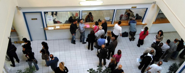 Οφειλές στην εφορία: Ρύθμιση 1.000 ευρώ με 50 ευρώ το μήνα