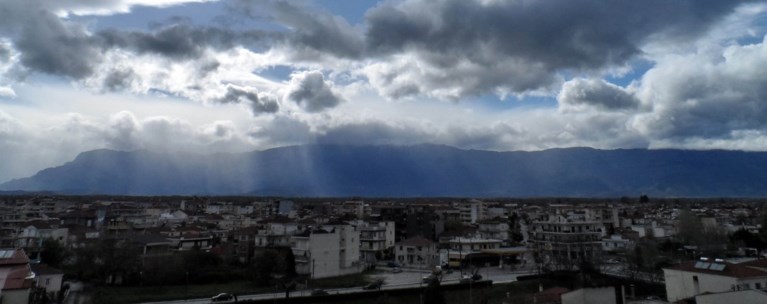 Συννεφιά & μικρή πτώση της θερμοκρασίας την Πέμπτη-Ο καιρός έως τη Δευτέρα