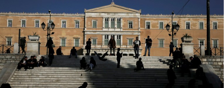 Reuters: Η Ελλάδα 'μπερδεύει' τους πιστωτές - Σε ύφεση το 2016