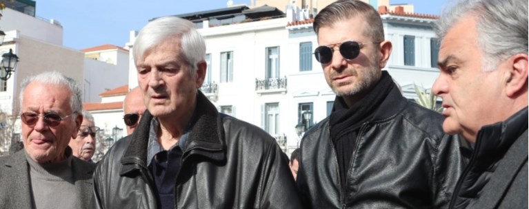 ΤΑΚΗΣ ΟΙΚΟΝΟΜΟΠΟΥΛΟΣ