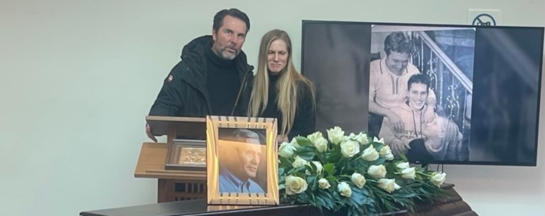 σαρα εσκεναζυ