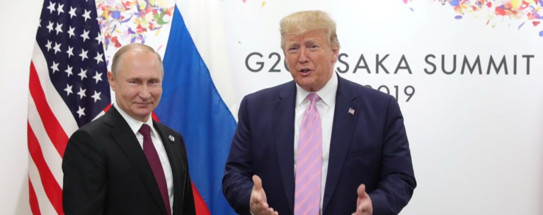 Χαμόγελα στη συνάντηση Τραμπ-Πούτιν στην G20