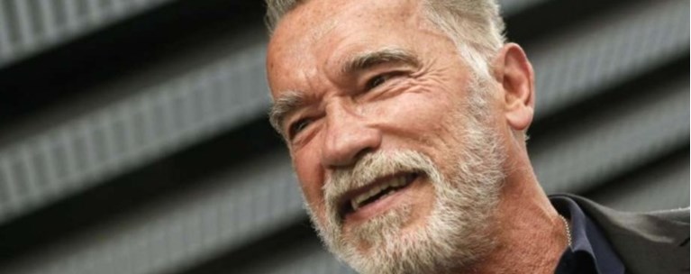 Σβαρτσενέγκερ: «Συγγνώμη για τους πολιτικούς που αποκάλεσα 'κοριτσάκια'»