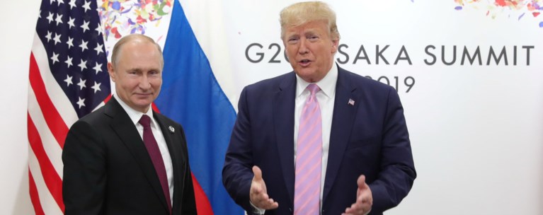 Χαμόγελα στη συνάντηση Τραμπ-Πούτιν στην G20