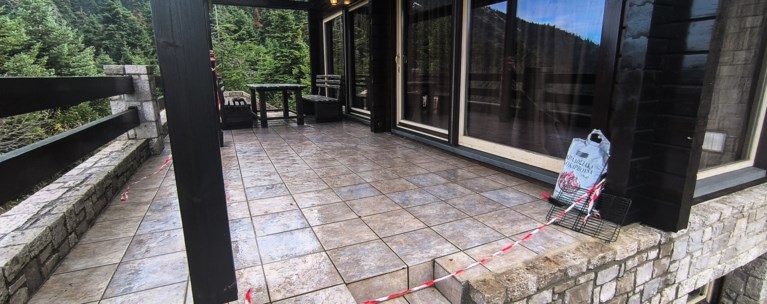 ΑΡΑΧΩΒΑ ΔΟΛΟΦΟΝΙΑ ΓΙΑΝΝΗΣ ΛΑΛΑΣ