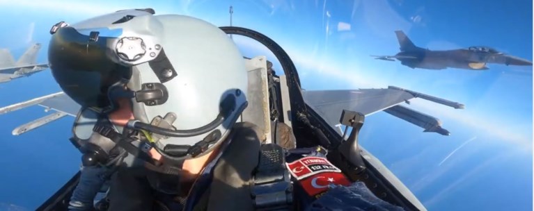 τουρκικα F-16