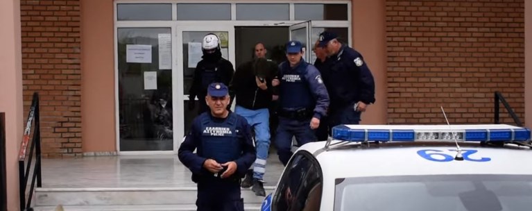ΠΑΤΕΡΑΣ ΑΡΤΑ