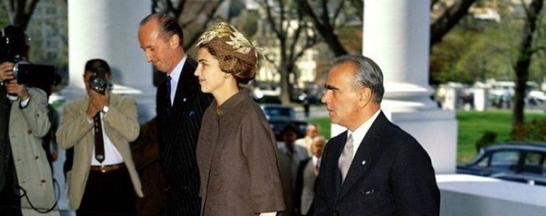 Καραμανλής λευκός οίκος