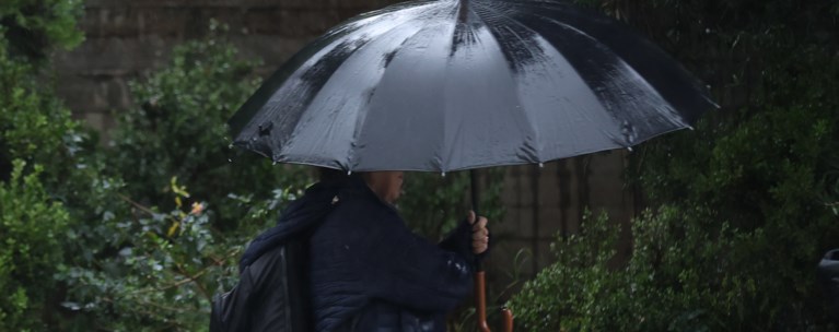 ΚΑΙΡΟΣ ΚΑΤΑΙΓΙΔΑ ΒΡΟΧΗ ΑΘΗΝΑ