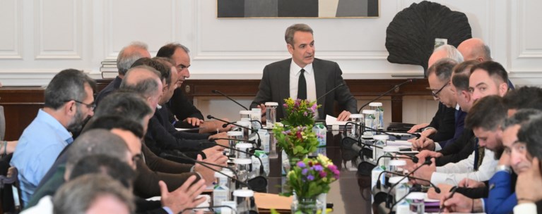 μητσοτακησ αγροτεσ