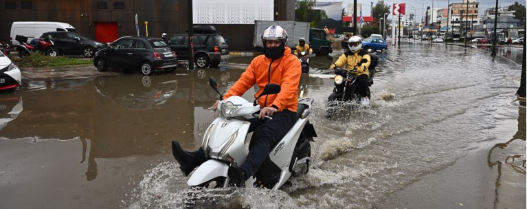 ΒΡΟΧΗ ΑΘΗΝΑ