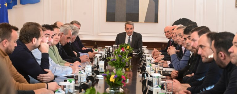 μητσοτακησ αγροτεσ