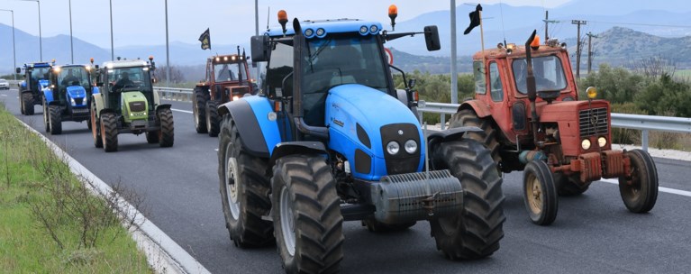 ΤΡΑΚΤΕΡ - ΑΓΡΟΤΕΣ