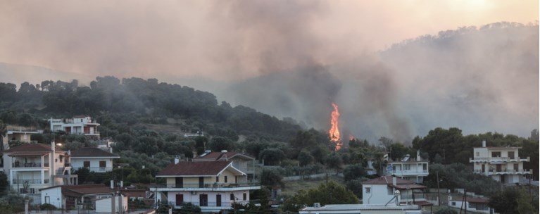 ΦΩΤΙΑ ΣΤΙΣ ΚΕΧΡΙΕΣ
