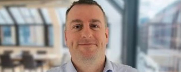 βρετανια βιαστης