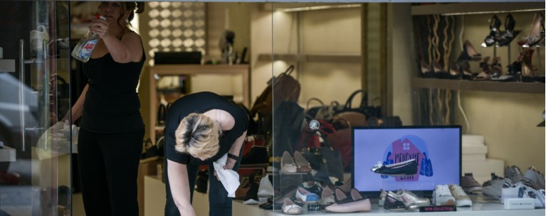 Άνοιγμα καταστημάτων