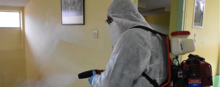 κοροναιος σχολεια