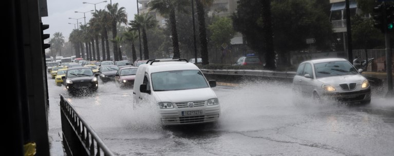 Βροχή Δρόμοι