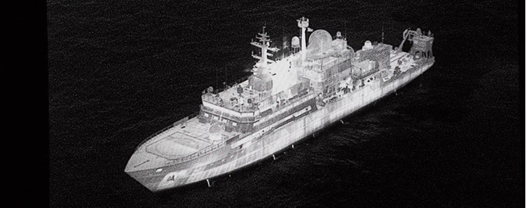 ΡΩΣΙΚΟ ΠΛΟΙΟ ΚΟΝΤΑ ΣΤΑ ΒΡΕΤΑΝΙΚΑ ΧΩΡΙΚΑ ΥΔΑΤΑ