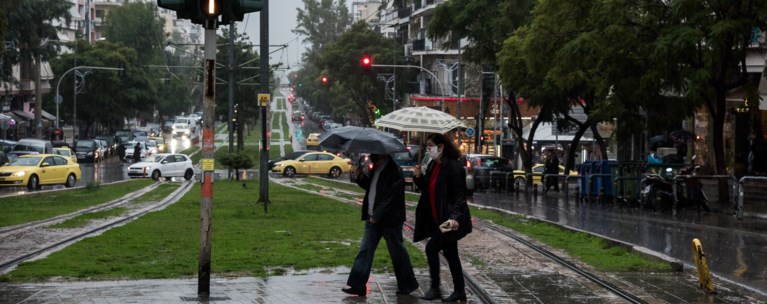 αθηνα βροχη