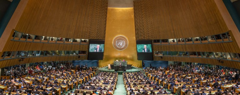 un