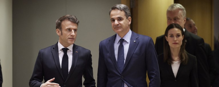 μακρόν Μητσοτάκης