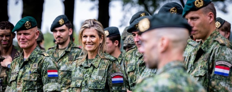 ΒΑΣΙΛΙΣΣΑ ΜΑΞΙΜΑ