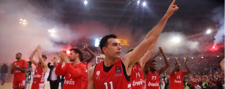 ΟΛΥΜΠΙΑΚΟΣ ΣΛΟΥΚΑΣ