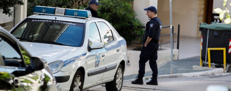 Ηλιούπολη περιπολικό αστυνομικός