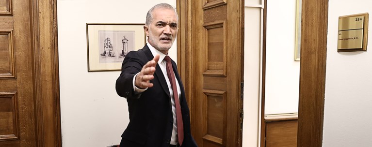 Σαλμάς στη Βουλή