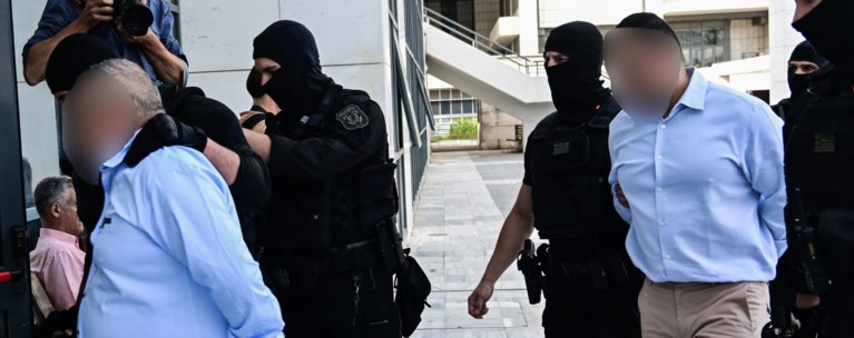 ΔΙΚΗ ΚΑΡΑΙΒΑΖ