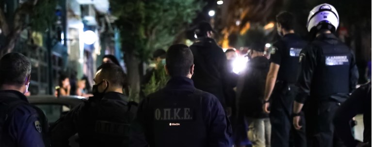 Αστυνομία στην πλατεία Βαρνάβα