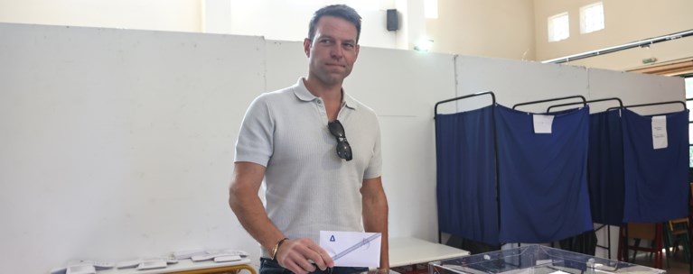 Κασσελάκης ψηφίζει